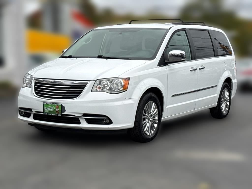 2015 Chrysler Town & Country Touring-L