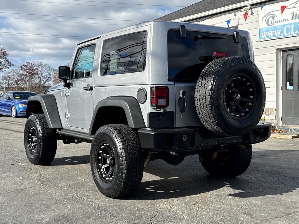 2016 Jeep Wrangler Sport photo 2