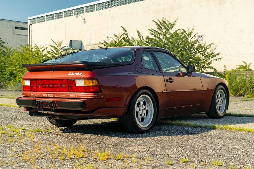 Porsche 944 Turbo 1986