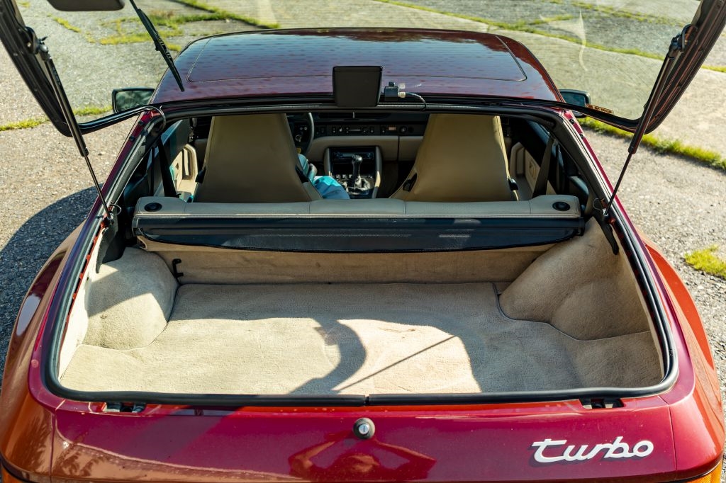 Porsche 944 Turbo 1986