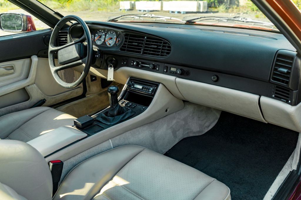 Porsche 944 Turbo 1986