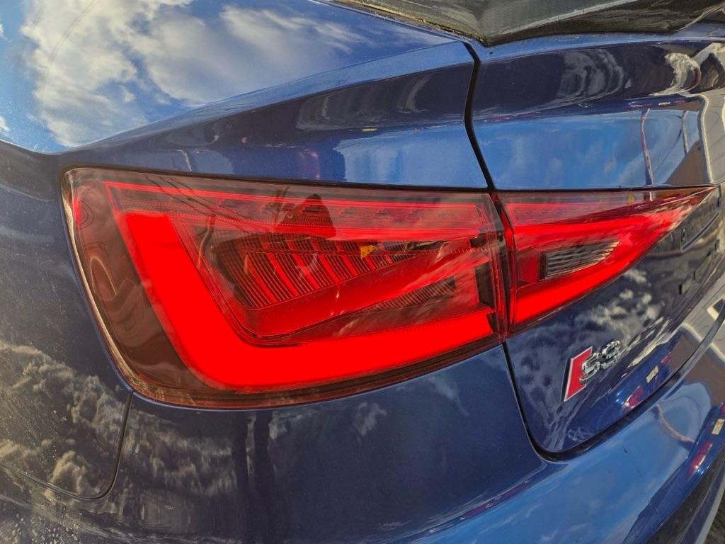 Audi S3 2.0T Premium Plus quattro 2015