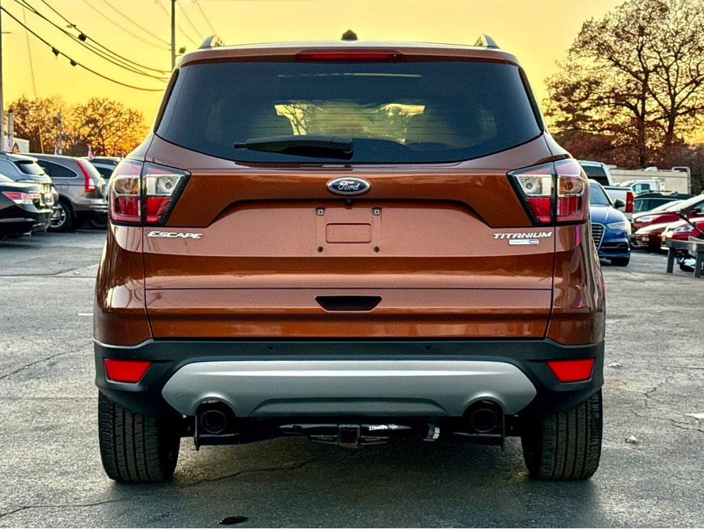 2017 Ford Escape Titanium photo 2