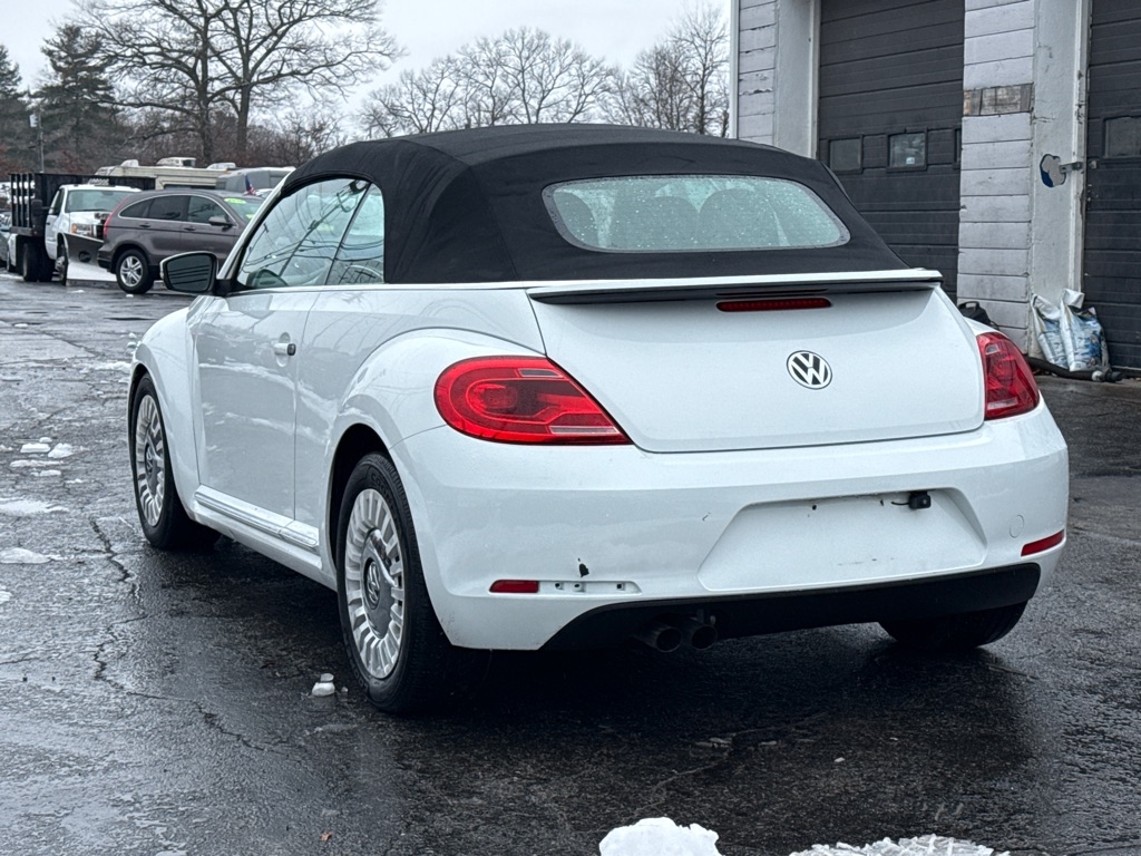 Volkswagen Beetle 1.8T PZEV Convertible 2015