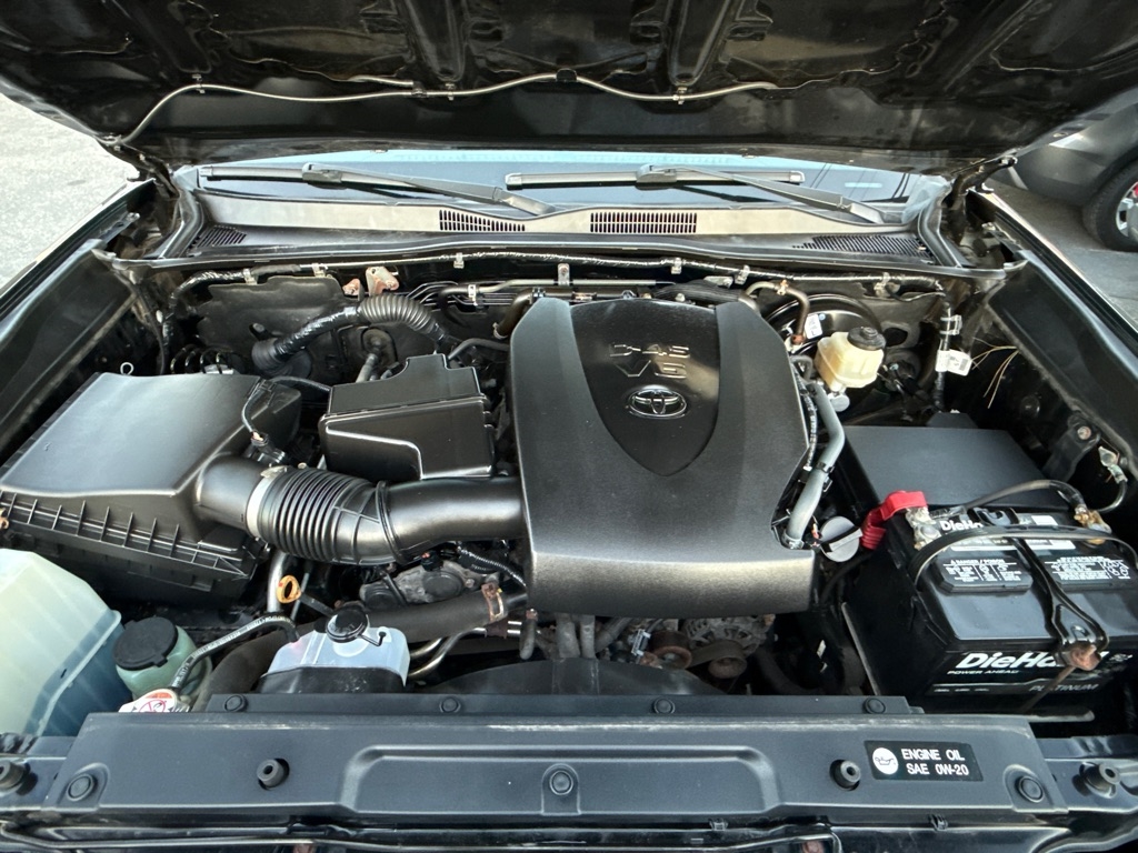 Toyota Tacoma SR5 Double Cab Long Bed V6 6AT 4WD 2018