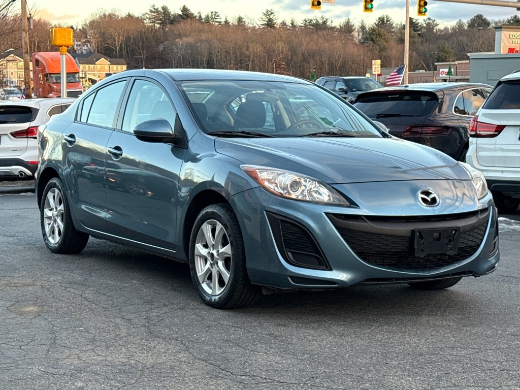 Mazda MAZDA3 i Touring 4-door 2011