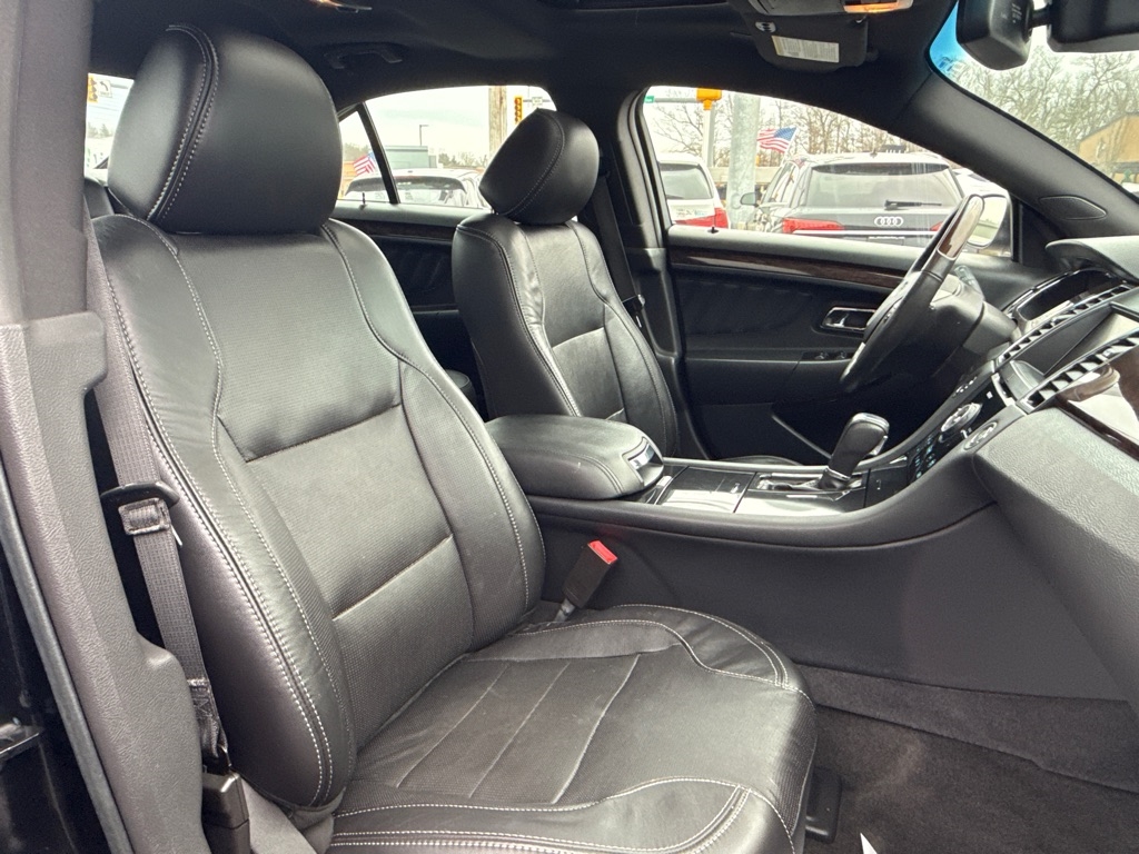 Ford Taurus Limited AWD 2014