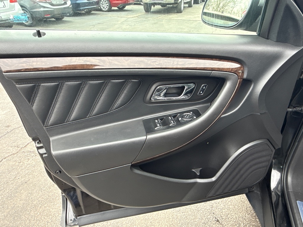 Ford Taurus Limited AWD 2014