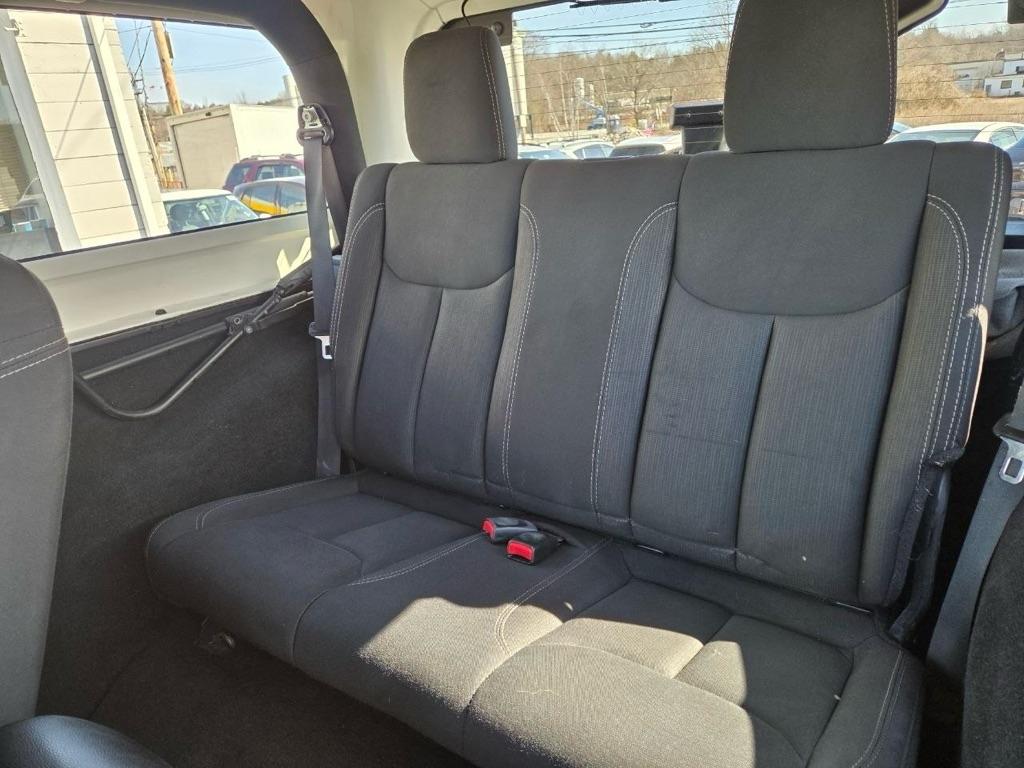 Jeep Wrangler Sahara 4WD 2014