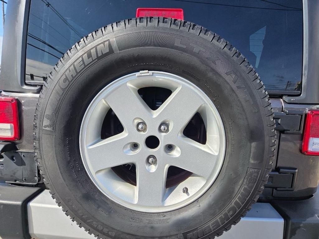 Jeep Wrangler Sahara 4WD 2014