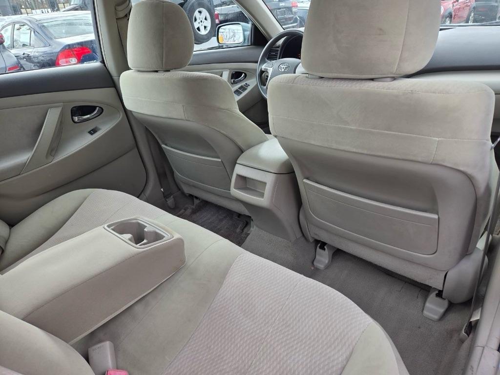 Toyota Camry  2010