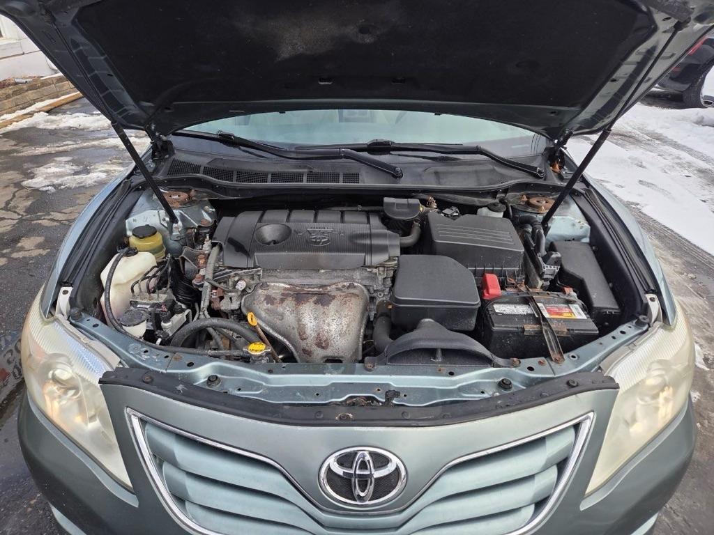 Toyota Camry  2010
