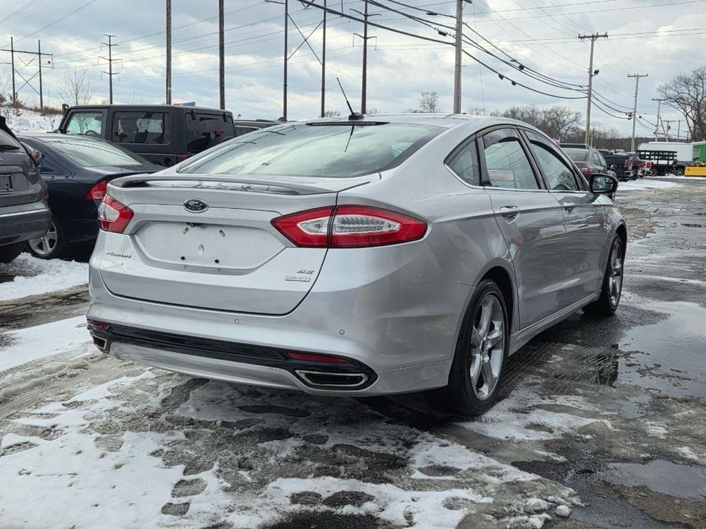 Ford Fusion SE 2015