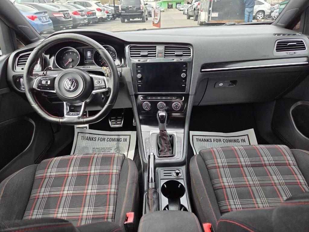 Volkswagen Golf GTI  2015
