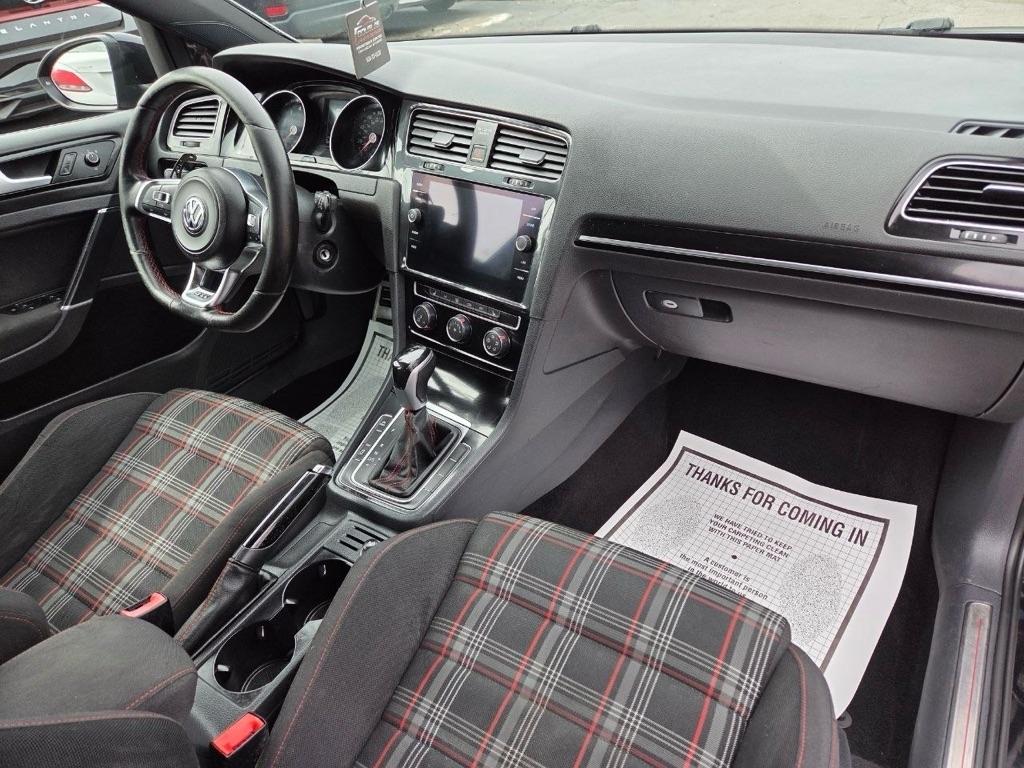 Volkswagen Golf GTI  2015