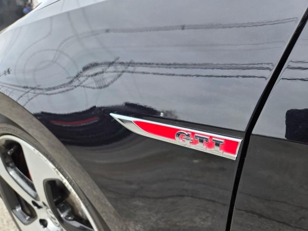 Volkswagen Golf GTI  2015