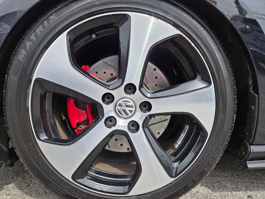 Volkswagen Golf GTI  2015
