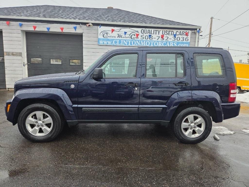 Jeep Liberty Sport 4WD 2012