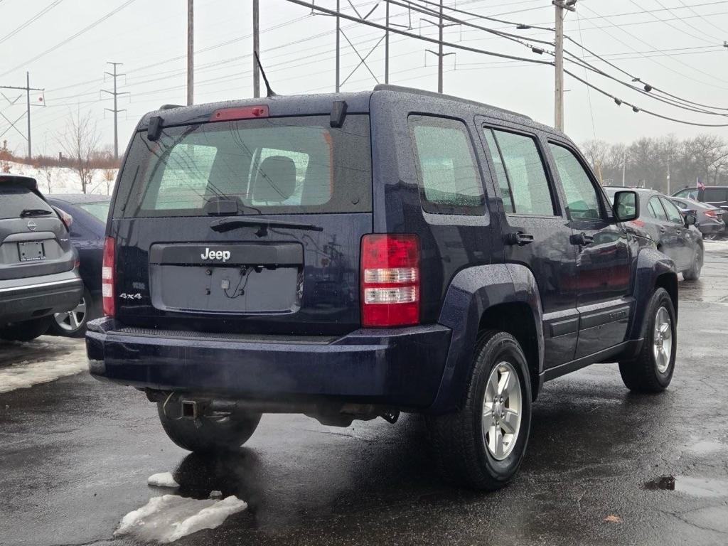 Jeep Liberty Sport 4WD 2012