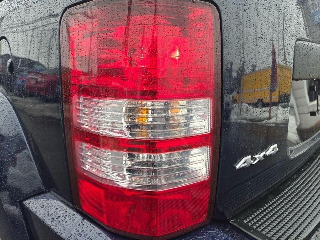 Jeep Liberty Sport 4WD 2012