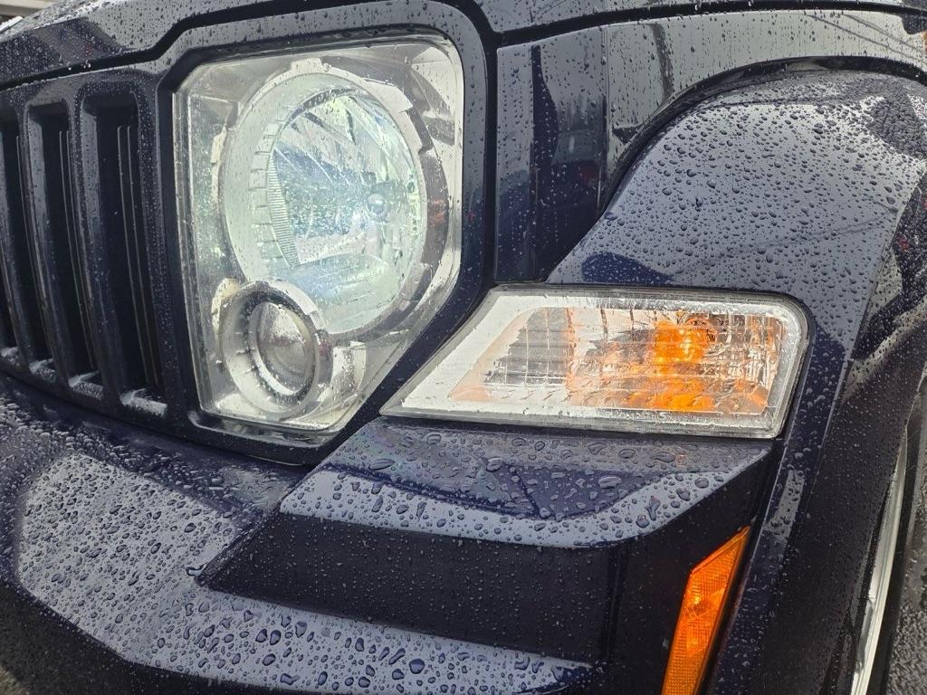 Jeep Liberty Sport 4WD 2012