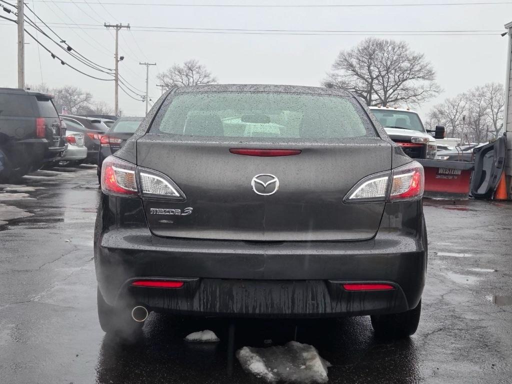 Mazda MAZDA3 i SV 4-Door 2010