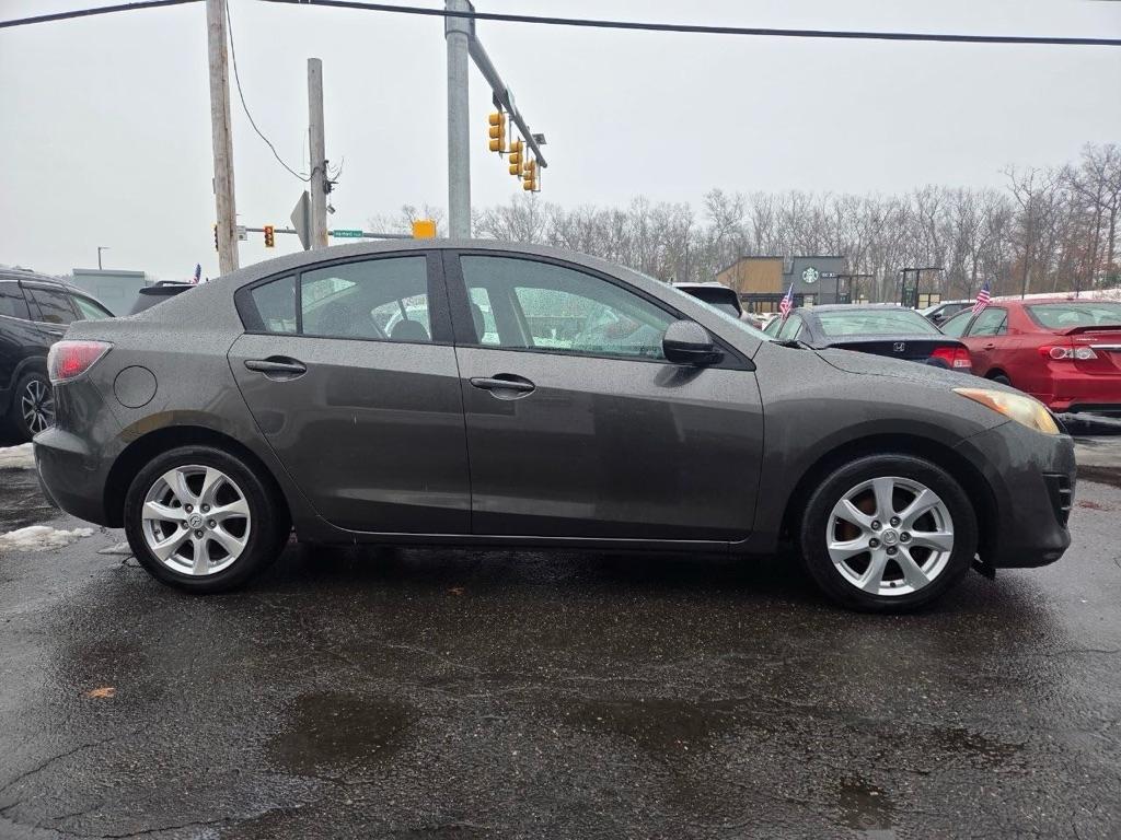 Mazda MAZDA3 i SV 4-Door 2010