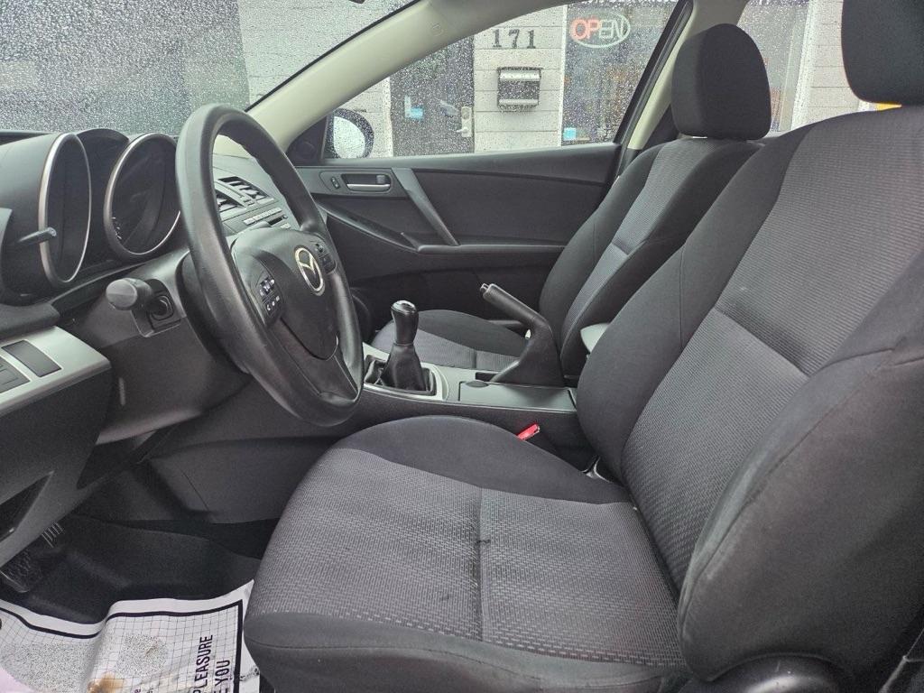 Mazda MAZDA3 i SV 4-Door 2010