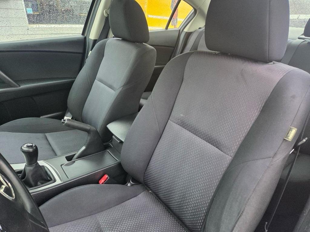 Mazda MAZDA3 i SV 4-Door 2010