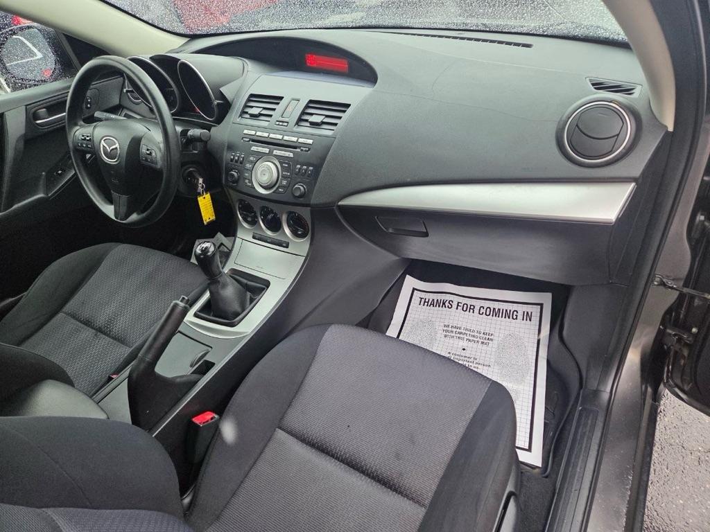 Mazda MAZDA3 i SV 4-Door 2010