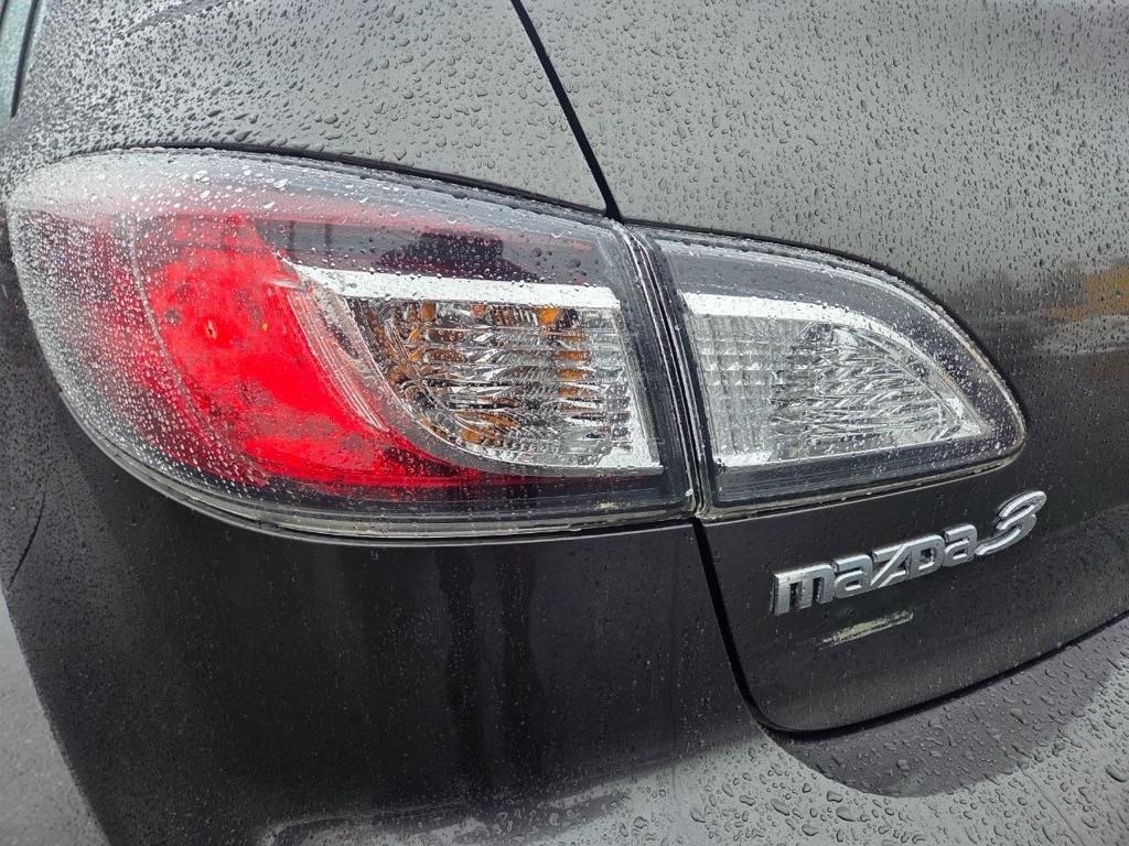 Mazda MAZDA3 i SV 4-Door 2010