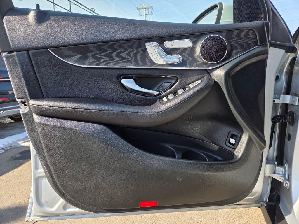 Mercedes-Benz GLC-Class GLC300 4MATIC 2017