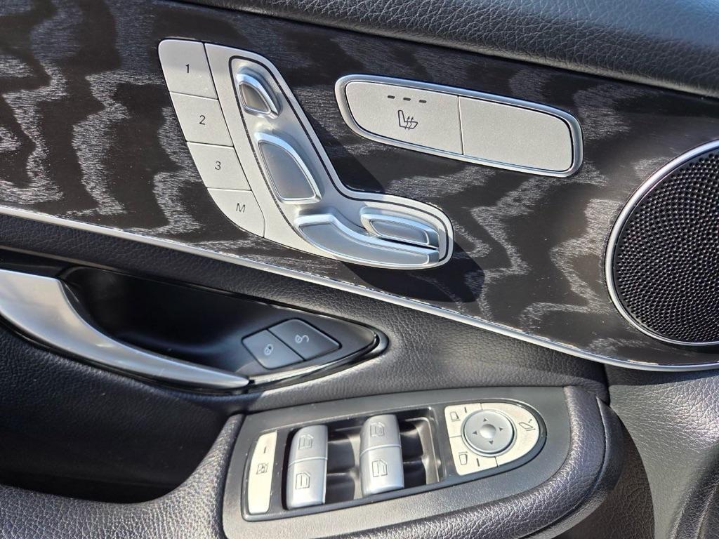 Mercedes-Benz GLC-Class GLC300 4MATIC 2017