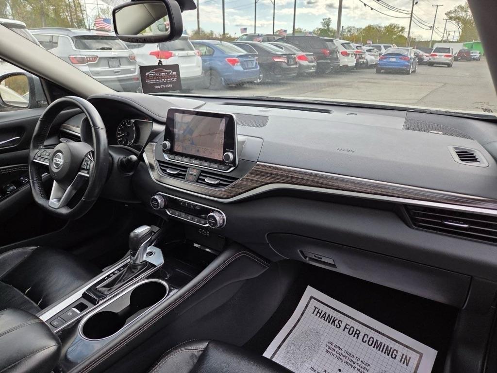 Nissan Altima 2.5 SL AWD 2020