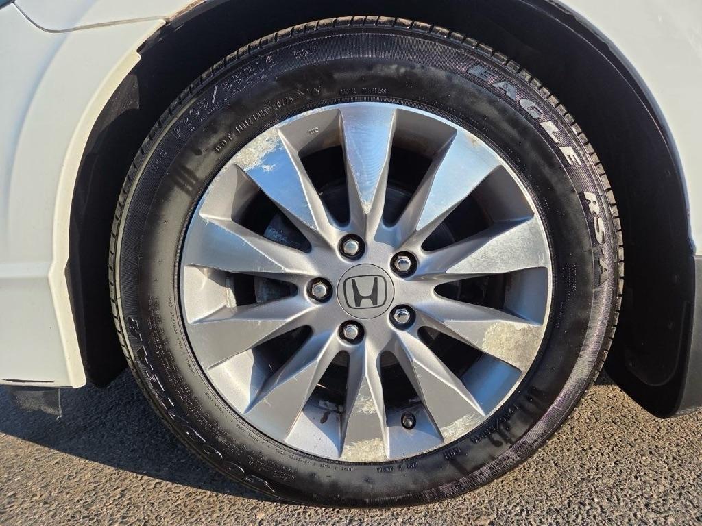 Honda Civic EX Sedan 5-Speed AT 2009