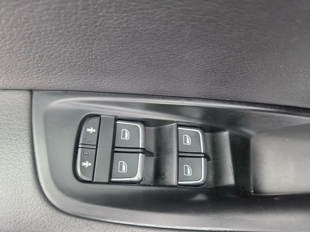 Audi A6 2.0T Premium Plus 2016