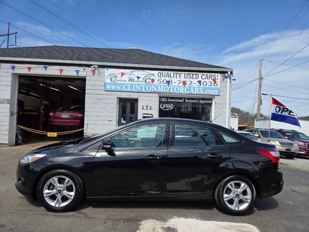 Ford Focus SE Sedan 2014