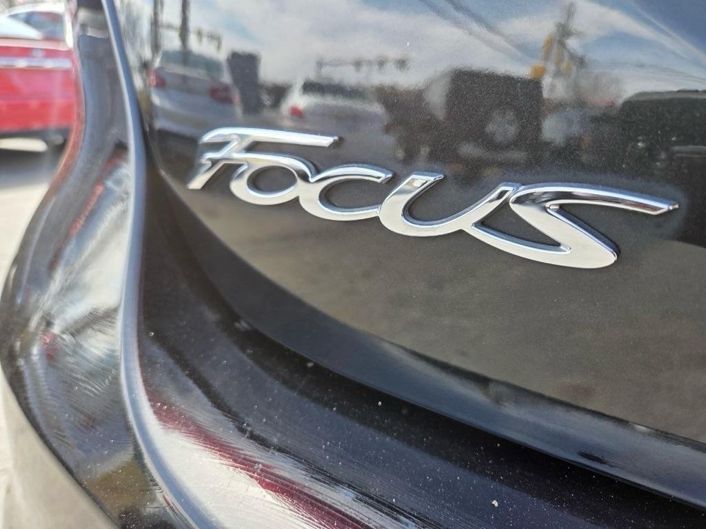 Ford Focus SE Sedan 2014