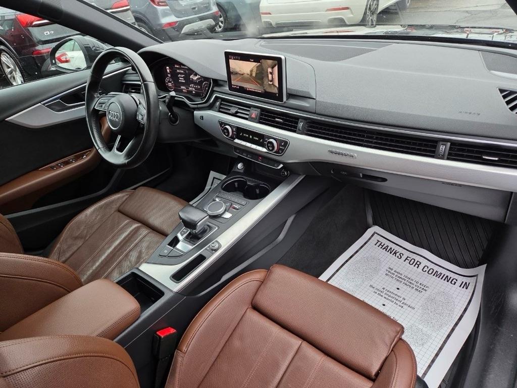 Audi A4 2.0T Prestige quattro Sedan 2017