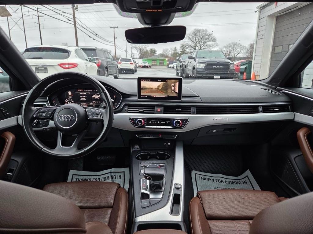 Audi A4 2.0T Prestige quattro Sedan 2017