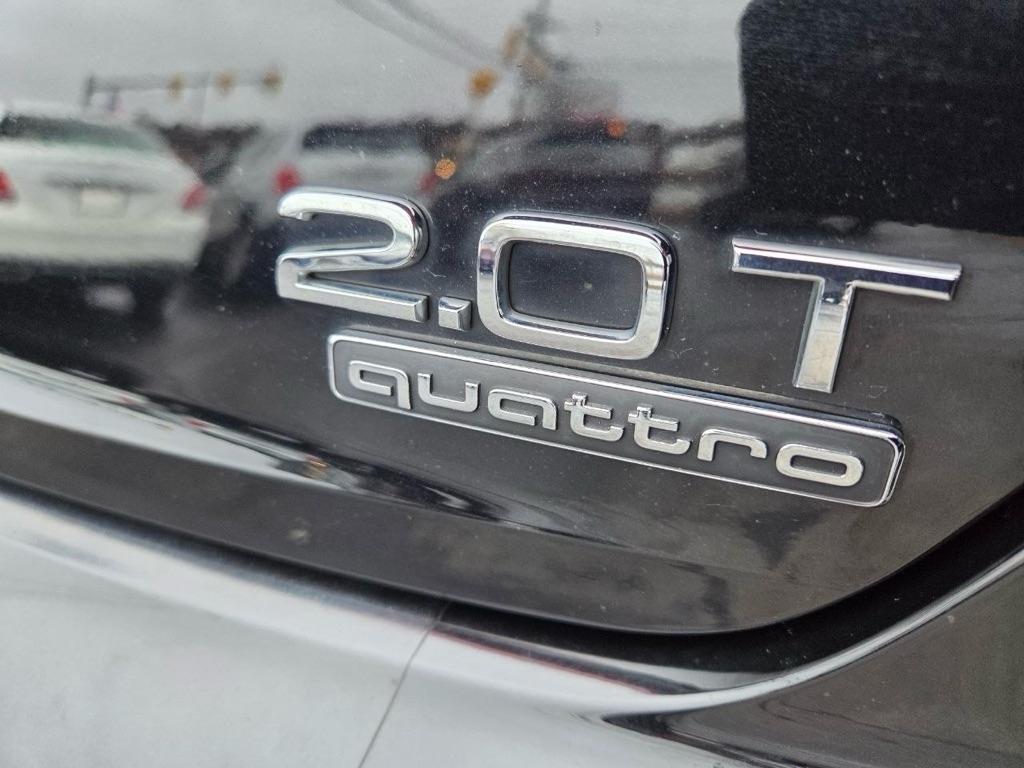 Audi A4 2.0T Prestige quattro Sedan 2017