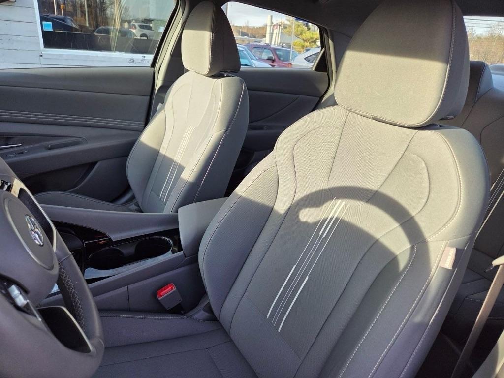 Hyundai Elantra SEL 2023