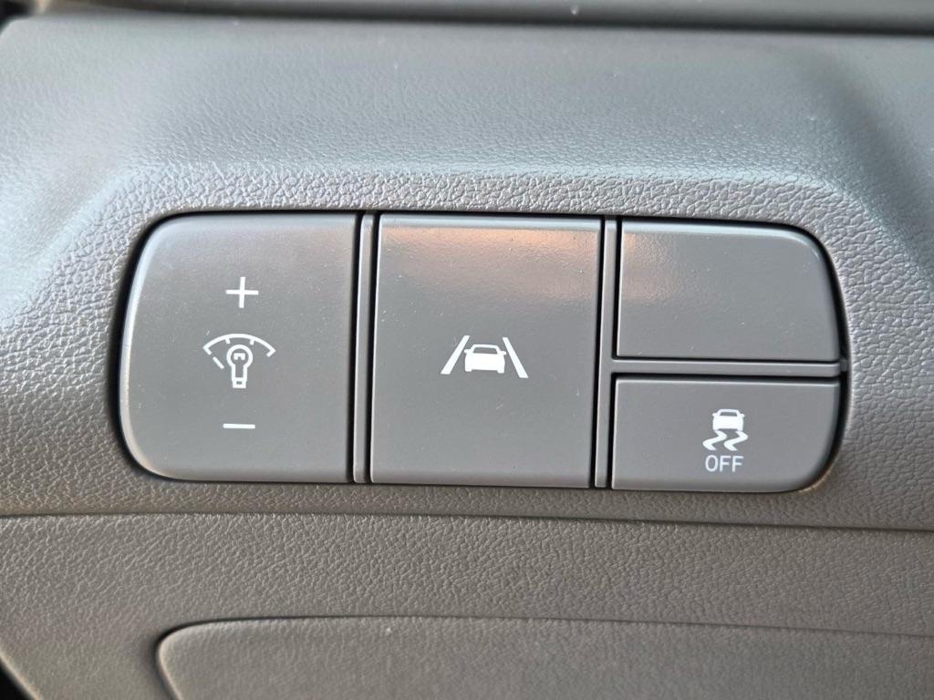 Hyundai Elantra SEL 2023