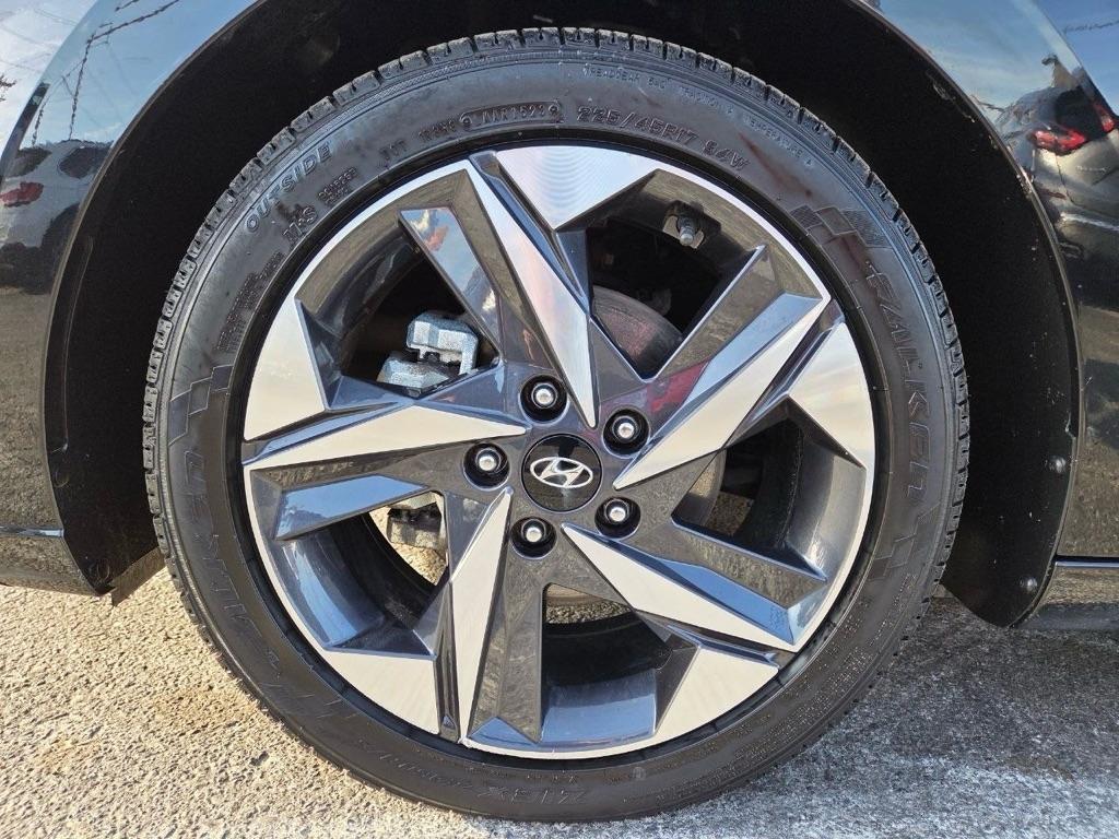 Hyundai Elantra SEL 2023