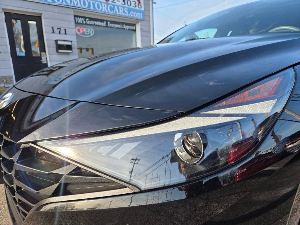 Hyundai Elantra SEL 2023