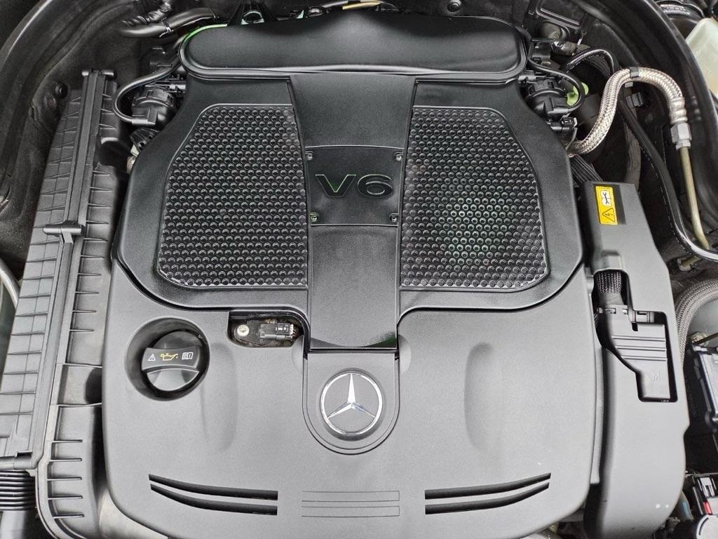 Mercedes-Benz C-Class C300 4MATIC Sport Sedan 2013