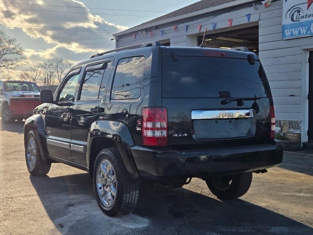 Jeep Liberty Sport 4WD 2012