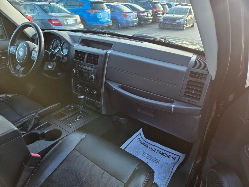 Jeep Liberty Sport 4WD 2012