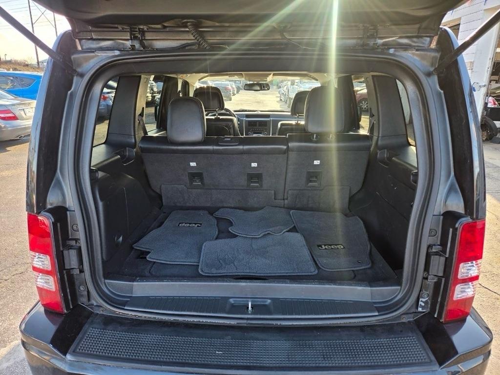 Jeep Liberty Sport 4WD 2012