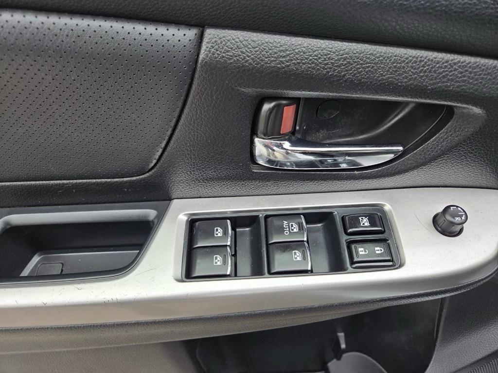 Subaru Impreza 2.0i Limited PZEV 4-Door 2015